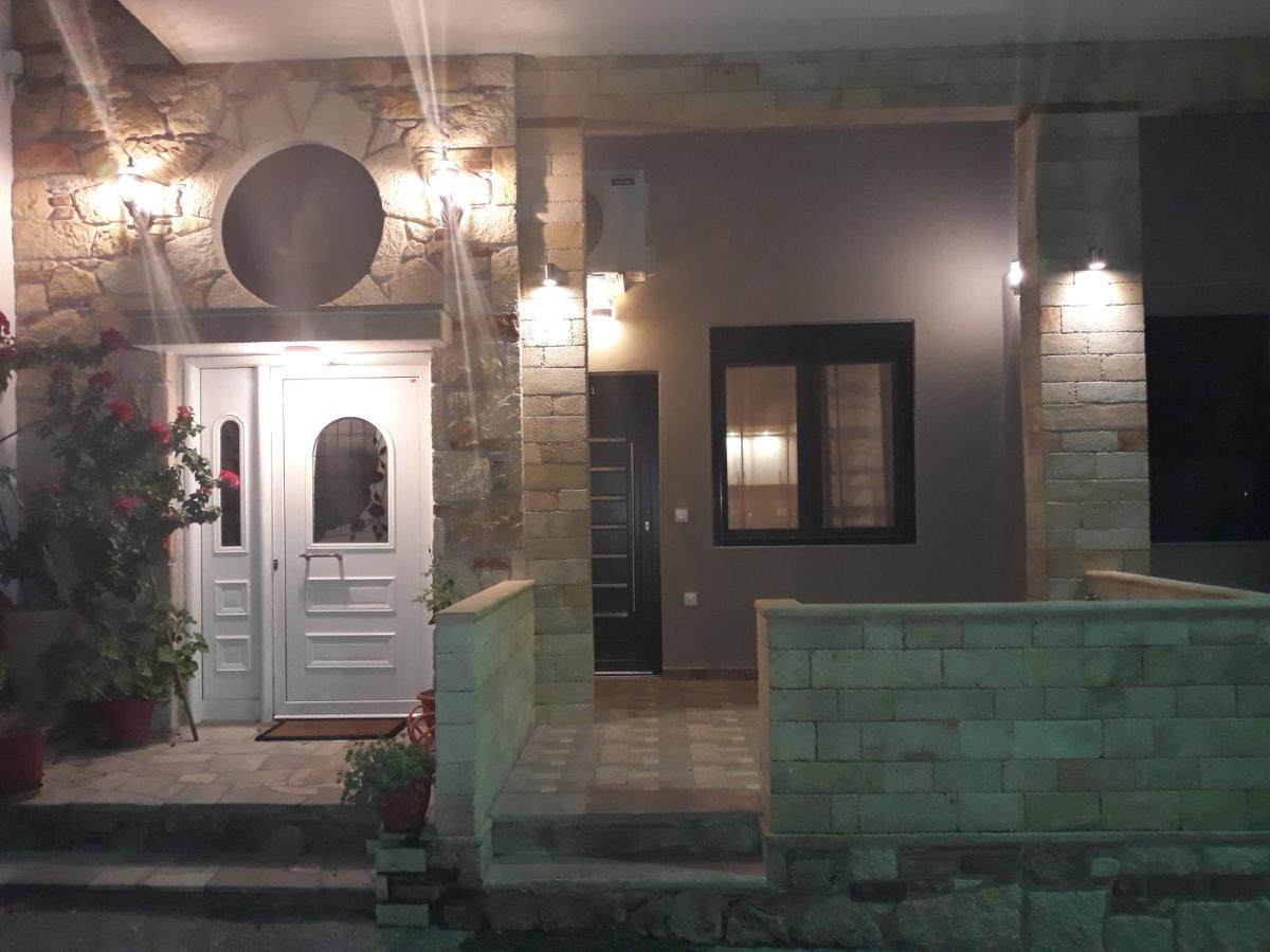 נאוס מרמרס Evdokia'S Apartments And Rooms מראה חיצוני תמונה