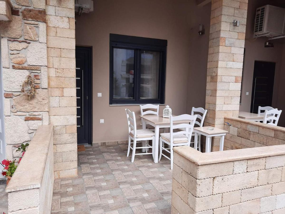 נאוס מרמרס Evdokia'S Apartments And Rooms מראה חיצוני תמונה