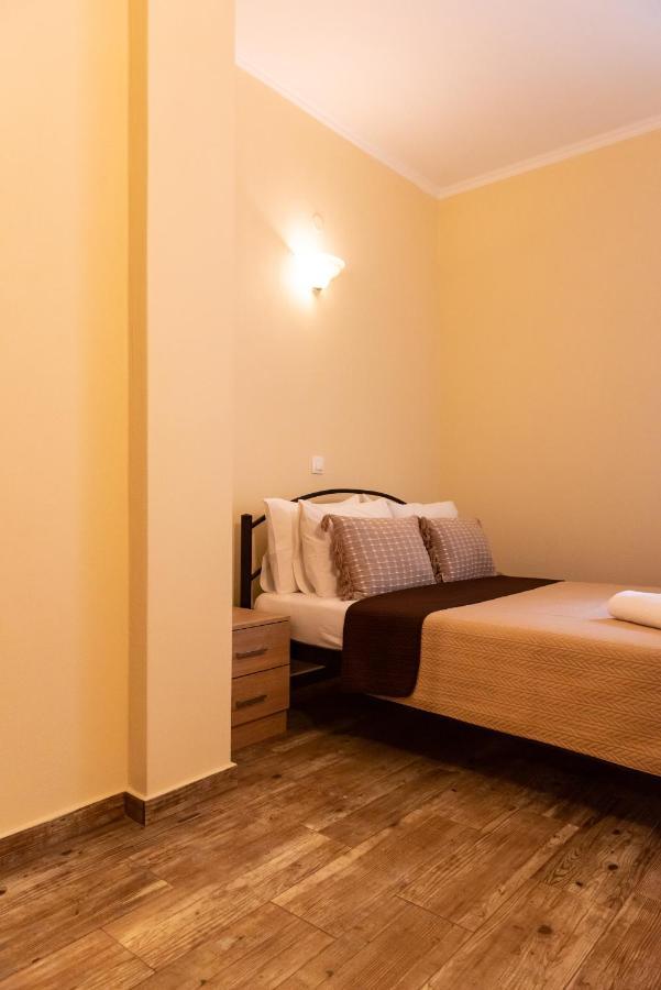 נאוס מרמרס Evdokia'S Apartments And Rooms מראה חיצוני תמונה